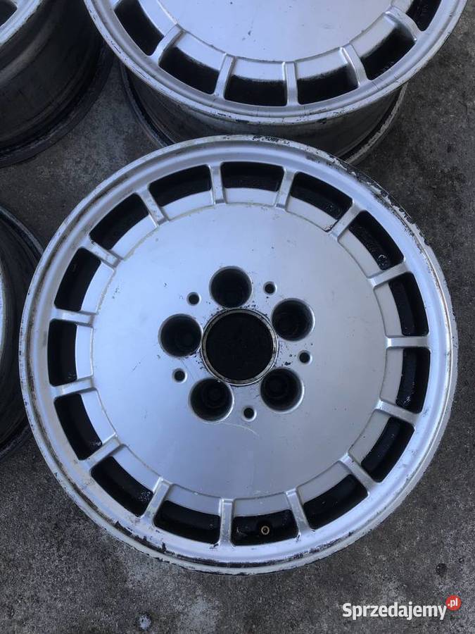 Felgi alufelgi felgi Gullideckel 15x7 et25 Średnica 15" Toruń