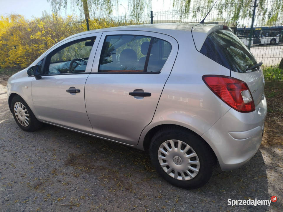 Opel Corsa OPEL CORSA 5 DRZWI zarejestrowana możliwa zamiana kujawsko-pomorskie Toruń