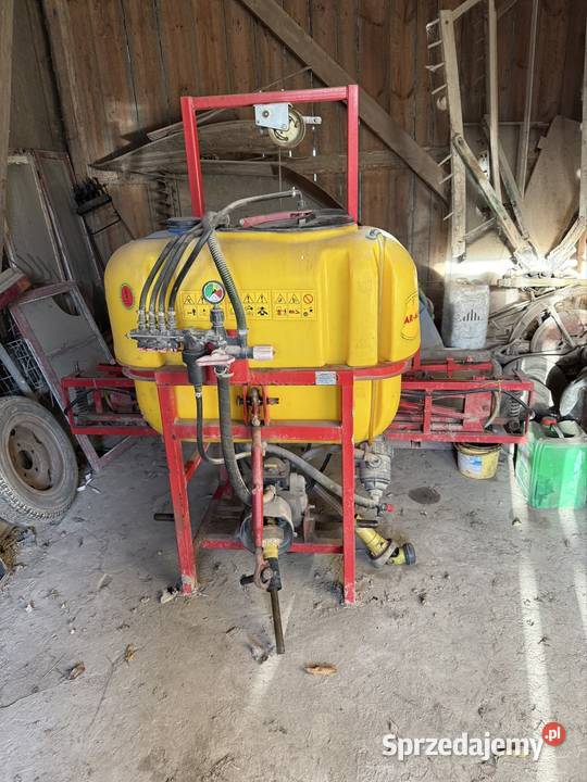 Opryskiwacz 300 litrów Zawieszane Janów Lubelski