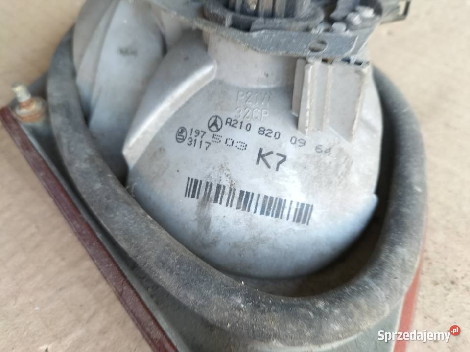 MERCEDES W210 LAMPA TYŁ Kamień-Kolonia