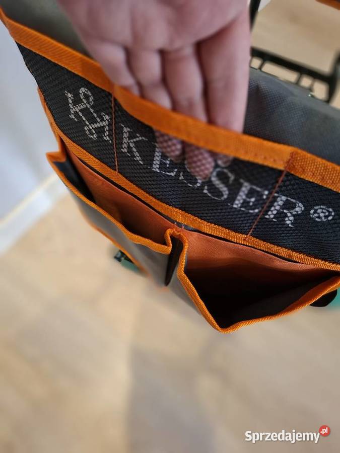 Klęczniktaboret ogrodowy 2w1