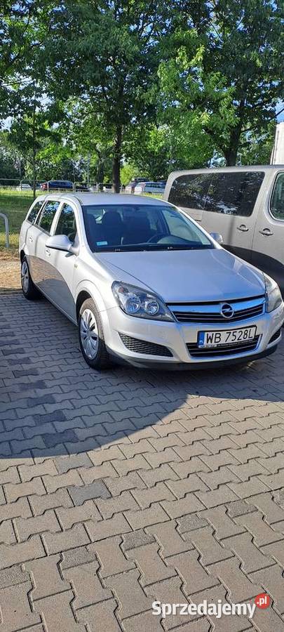 Opel Astra III 16 Classic Kombi nieuszkodzony Warszawa sprzedam