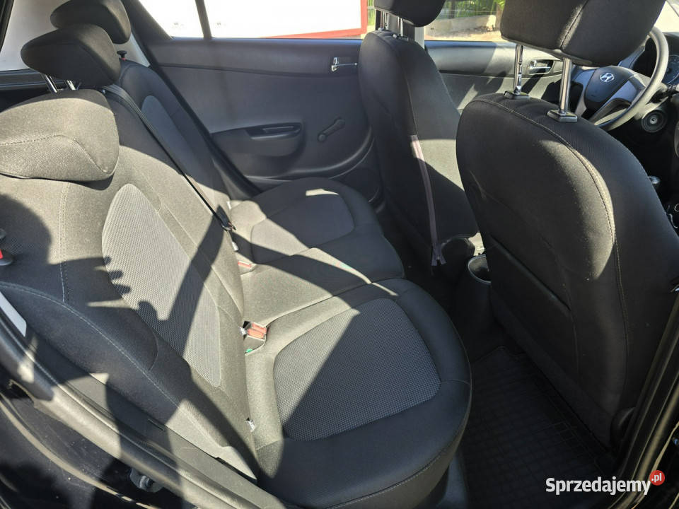 Hyundai i20 12 Benzyna 86 Klimatyzacja 3 lata w isofix Nasiegniewo