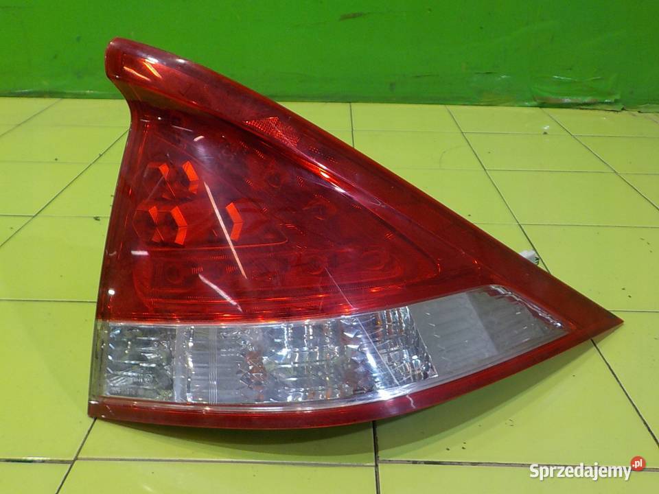 HONDA INSIGHT 13 IMA 09r HB 5D lampa prawa tyl