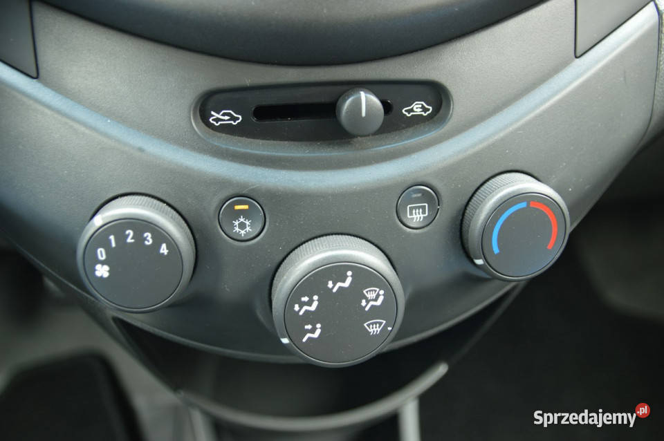 Chevrolet Spark Klima Serwis II M300 2010 światła przeciwmgielne