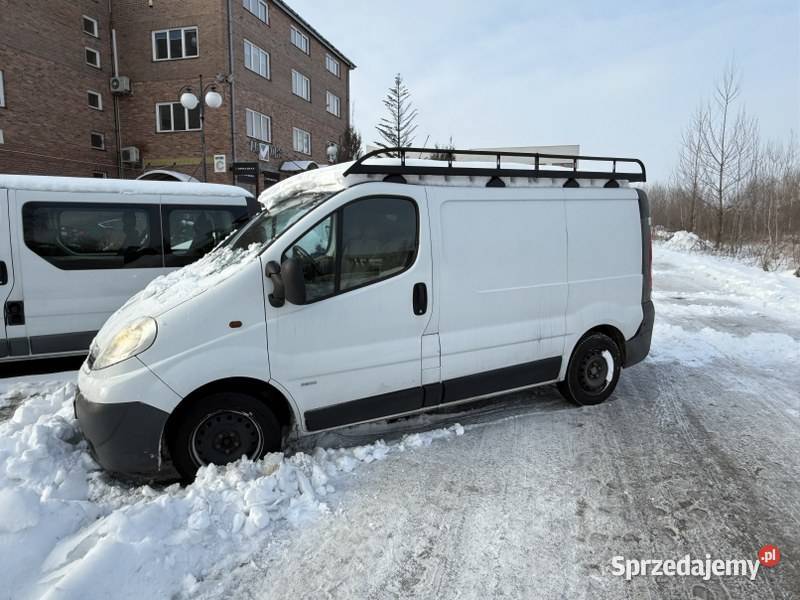 OPEL VIVARO 2007 r WH1258C syndyka Warszawa