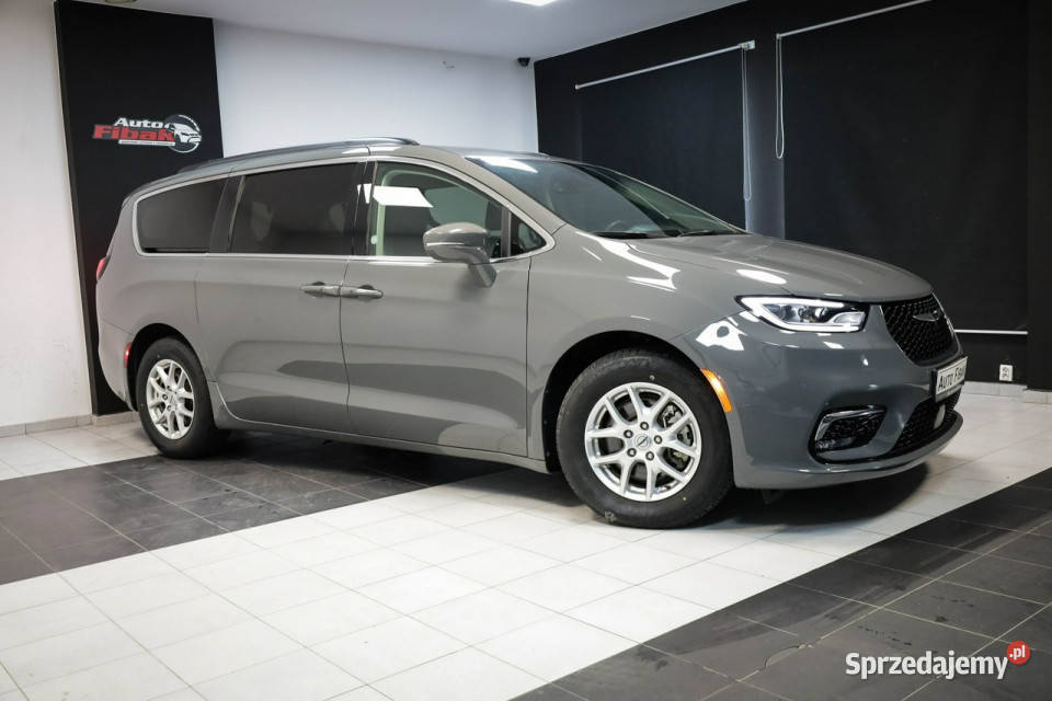 Chrysler Pacifica 36 Benzyna7 relingi dachowe Chrysler łódzkie