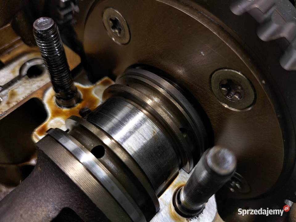 GŁOWICA KOMPLETNA 751686011 44 V8 Bmw Seria 6 II Rok produkcji 2005