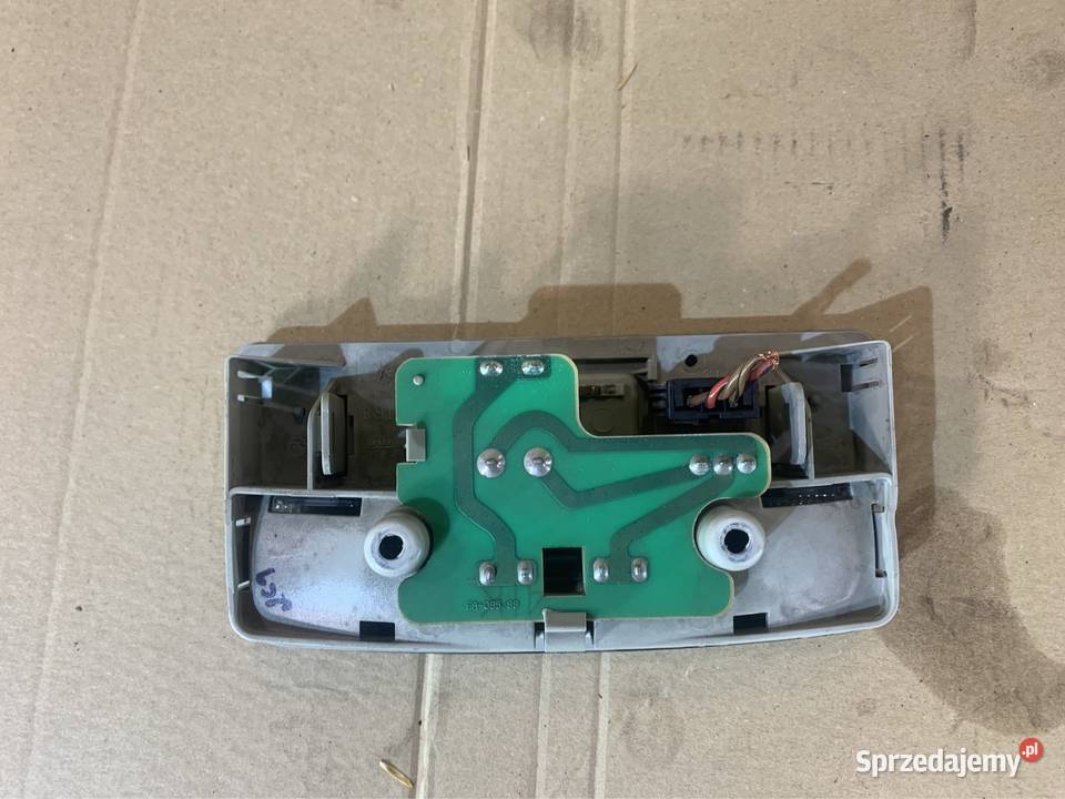Lampa lampka kabiny 6Y0947105 seat Ibiza 3 skoda osobowe sprzedam