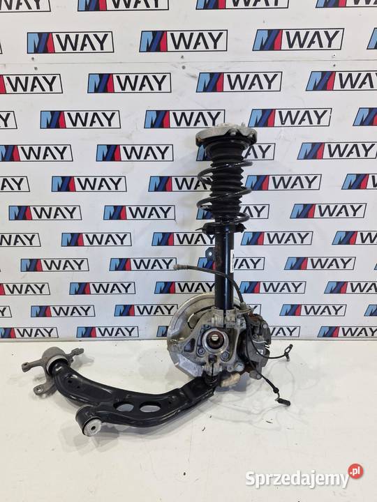 BMW X1 F48 ZWROTNICA AMORTYZATOR WAHACZ LEWY Zwrotnice