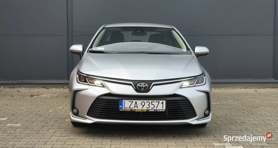 Toyota Corolla 16 Benzyna 132 92 Zamiana isofix sprzedam