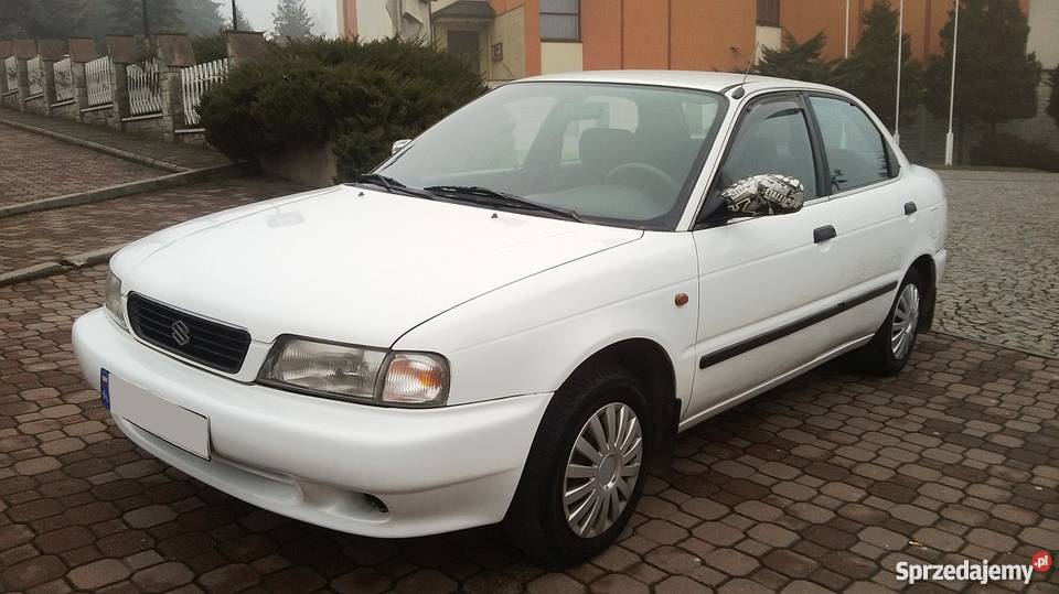 Suzuki Baleno Sedan 16 benzyna 100 biały