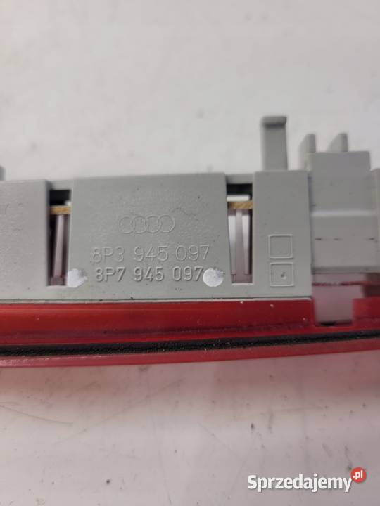 ŚWIATŁO STOP STOPU AUDI A3 8P CABRIO 8P7945097 Przystajń