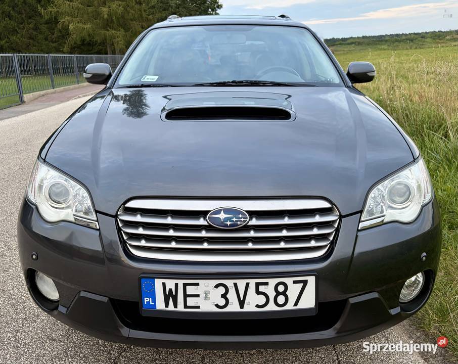 SUBARU Outback niski przebieg 183 Wyposażenie manualna mazowieckie Warszawa