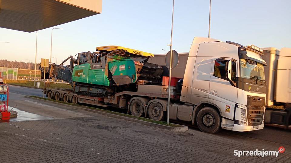 Transport niskopodwoziowy maszyn rolniczych