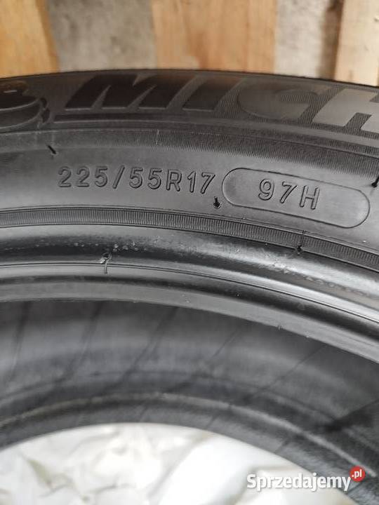 Opony zimowe Michelin Alpin 5 225 55 R17 z roku