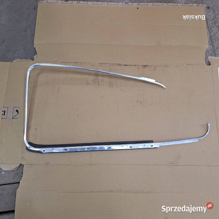 VW Garbus ramka zewnętrzna drzwi z uszczelką do Gołków