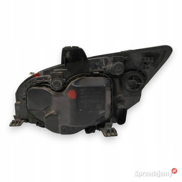 LAMPA PRAWA Ford Focus II MK2 2004 prawy przód Chełm