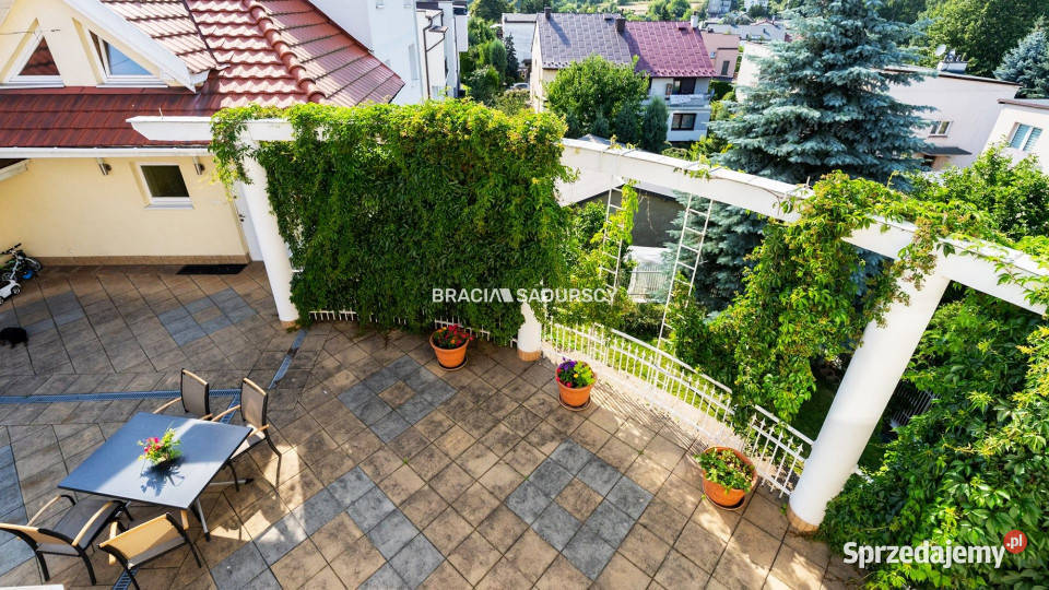 sprzedaży domu wolnostojącego 7752m2 Wieliczka Rok budowy 2000 sprzedam