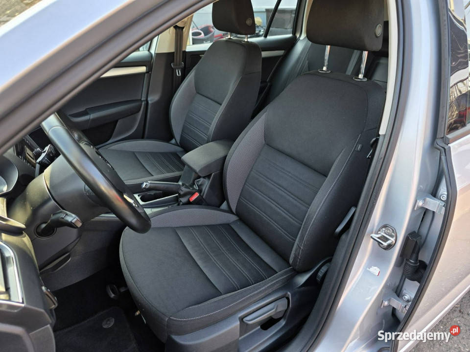 koda Octavia 20 TDI 150 Klimatyzacja Alufelgi światła do jazdy dziennej Słupsk