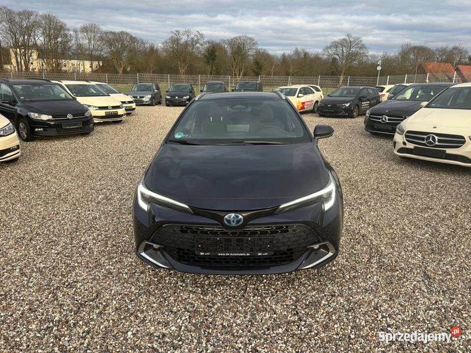 Toyota Corolla TS 18 Hybrid sprzedam