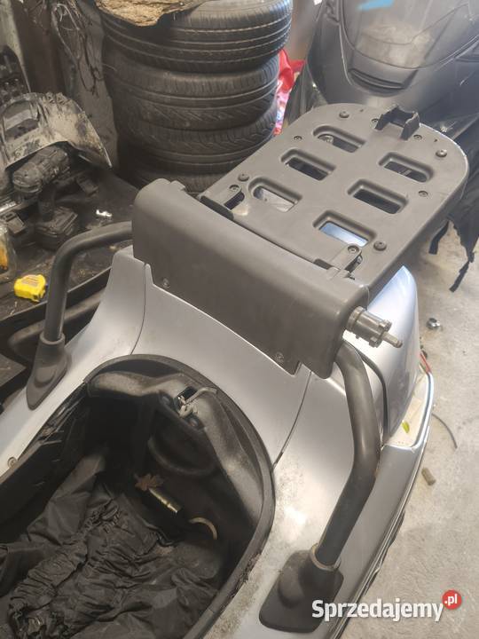 Piaggio x8 Xevo stelaż kufra centralnego Dębica