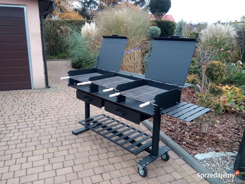 Grill węglowy gastronomiczny trójkomorowy z Damasławek