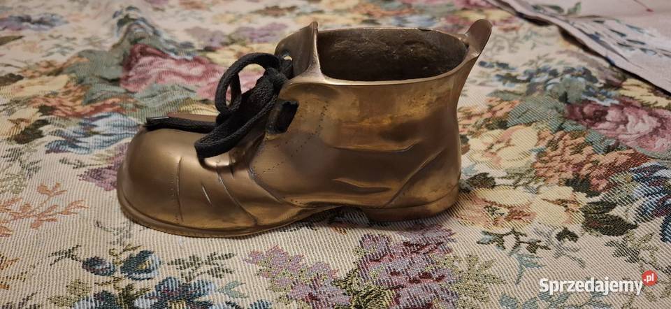 Mosiężne buty 3 sztuki Tomaszów Mazowiecki