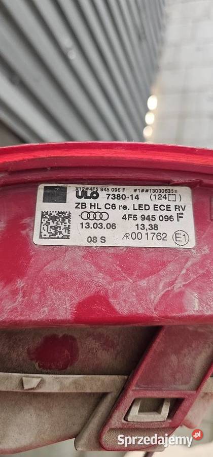 Lampa prawa a6 c6 sedan osobowe Limanowa