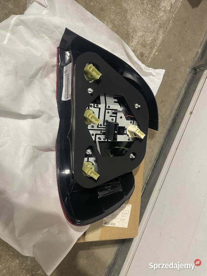 BMW E39 lift sedan nowa Lampa tył lewa OEM Oświetlenie Pszczyna