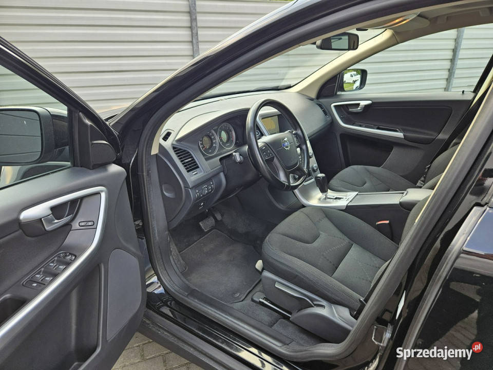 Volvo XC 60 20 163 5 cyl automat BEZWYPADEK