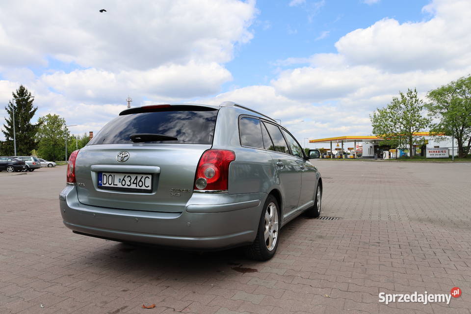 Na sprzedaż Toyota Avensis Kombi 20 D4D 2007 manualna Oleśnica sprzedam