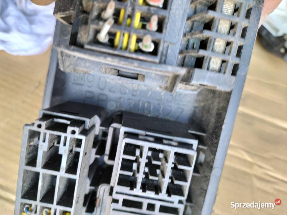WŁĄCZNIK PRZEŁĄCZNIK ŚWIATEŁ CALIBRA VECTRA A Kamień-Kolonia sprzedam