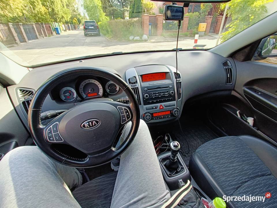 Kia Ceed SW 20 CRDi 140 Klimatyzacja salon 3 wł Cee'd SW Pruszków sprzedam