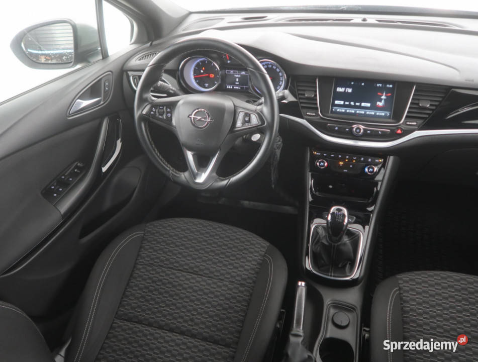 Opel Astra 14 T gniazdo USB dolnośląskie Bielany Wrocławskie