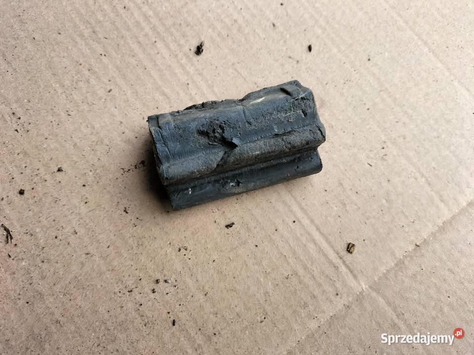 AUDI 80 B3 80B3 80B4 80 B4 USZCZELKA ODBÓJ MASKI osobowe Pozostałe Kamień-Kolonia