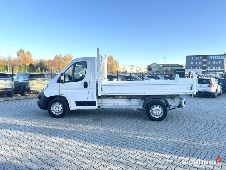 Opel Movano Wywrotka 22CDTI 140 M6 2023 r hak Myślenice sprzedam