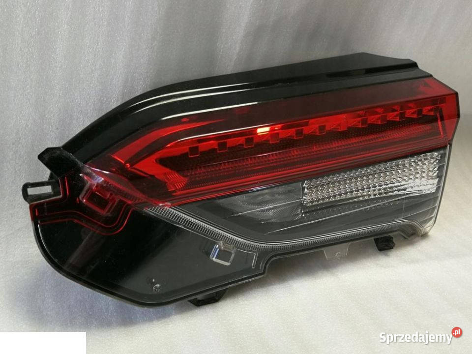 TOYOTA RAV4 RAV4 2019 LAMPA TYŁ TYLNA PRAWA