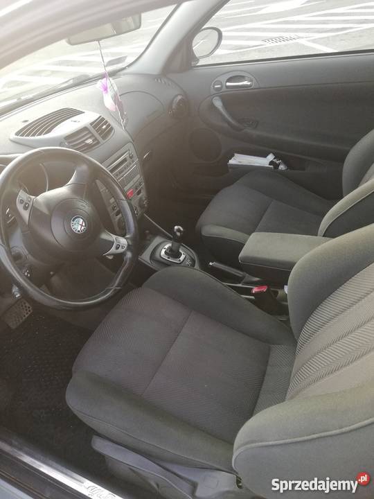 Alfa Romeo 147 20 16v benzyna automat lakier metallic Warszawa sprzedam