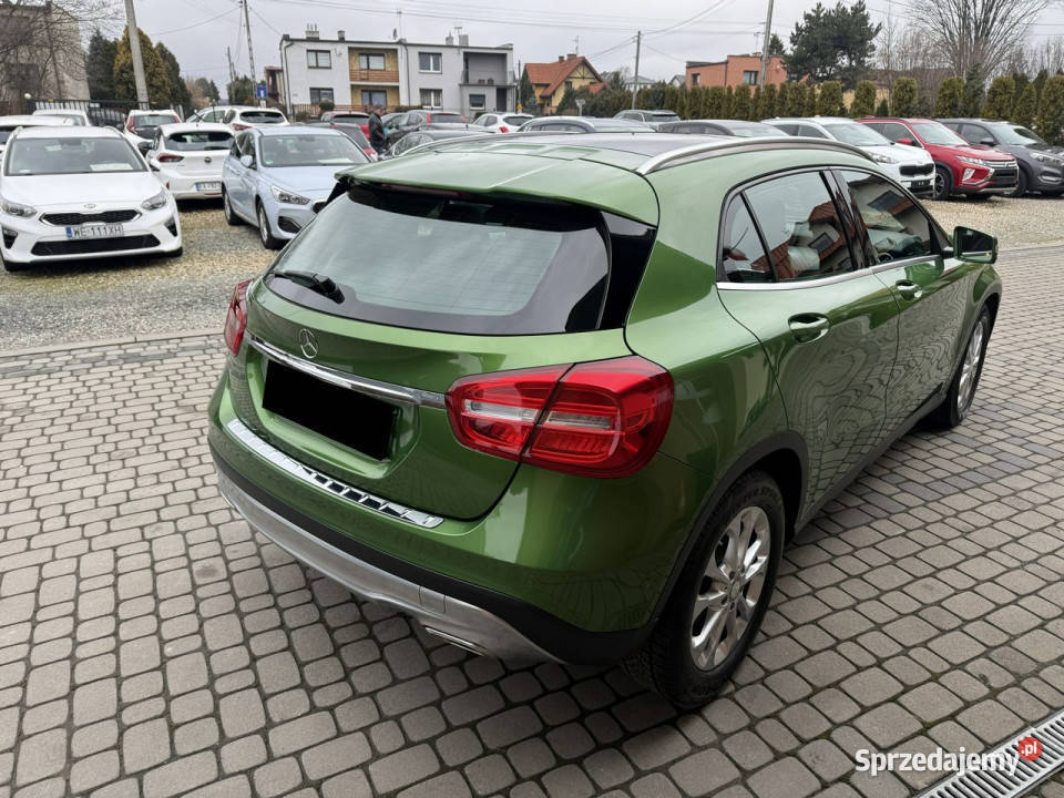 Mercedes GLA 200 20 156 Klima Navi Xenony lakier metallic Orzech sprzedam