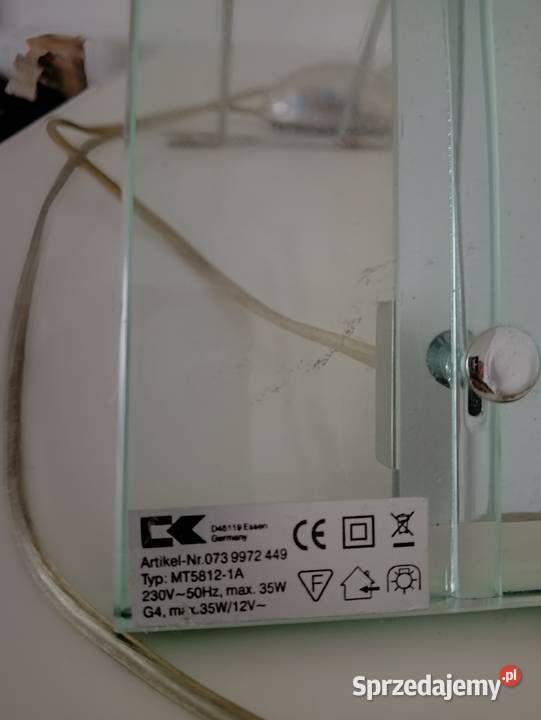 Lampa z regulacją światla
