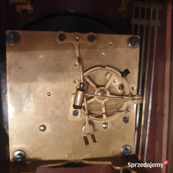 Sprawny zegar eklektyczny na pełnej Wrocław