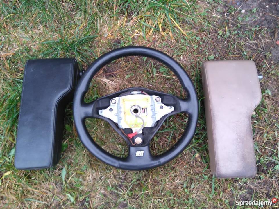 Podłokietnik czarny skóra Audi A6 C4 100 Zdręby