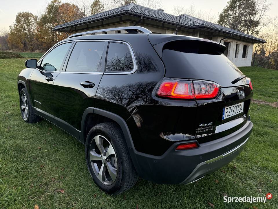 Jeep Cherokee 032021 24 przebiegu Pełna pakiet nieuszkodzony Rzeszów