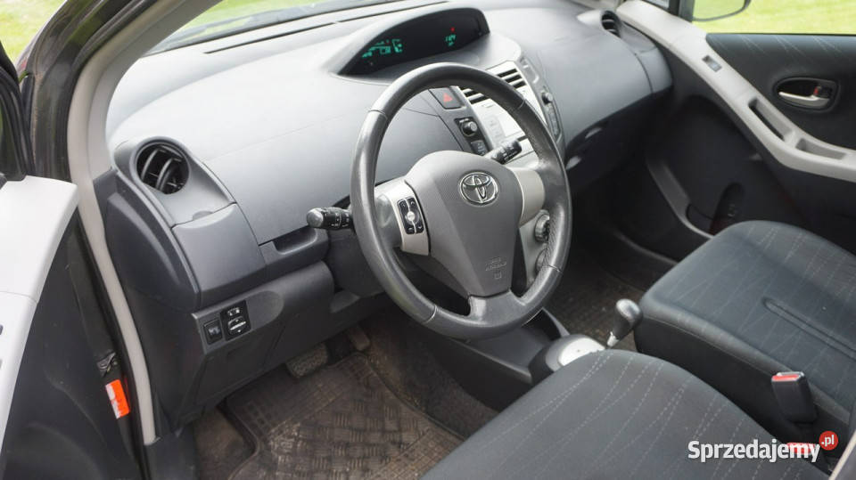 Toyota Yaris automat Gwarancja II 20052011 immobilizer Zielona Góra