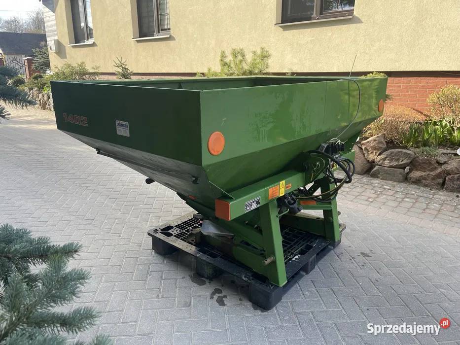 Rozsiewacz do nawozow AMAZONE X Perfect Janów