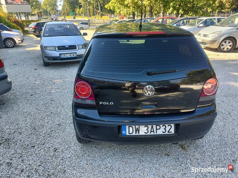 VW polo na dużej lampie ładna czarna do jazdy z Polo Kłodzko