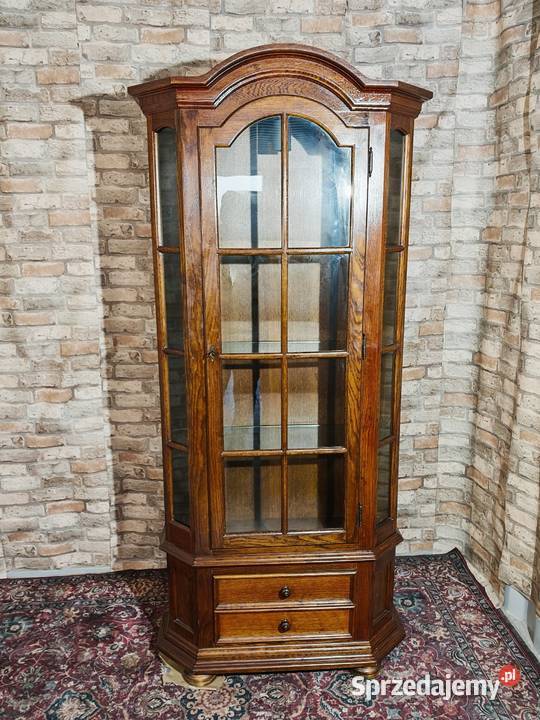 Dębowa witryna przeszklona świętokrzyskie