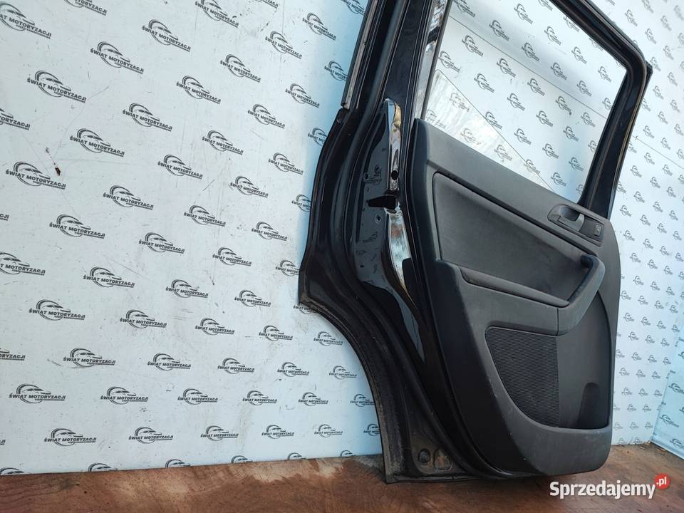 SKODA YETI 12r Drzwi lewy tył 120 mikronów Kielce