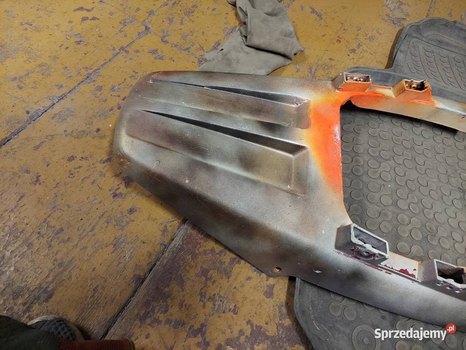 Suzuki DR 800s big błotnik dziób plastik dr800s